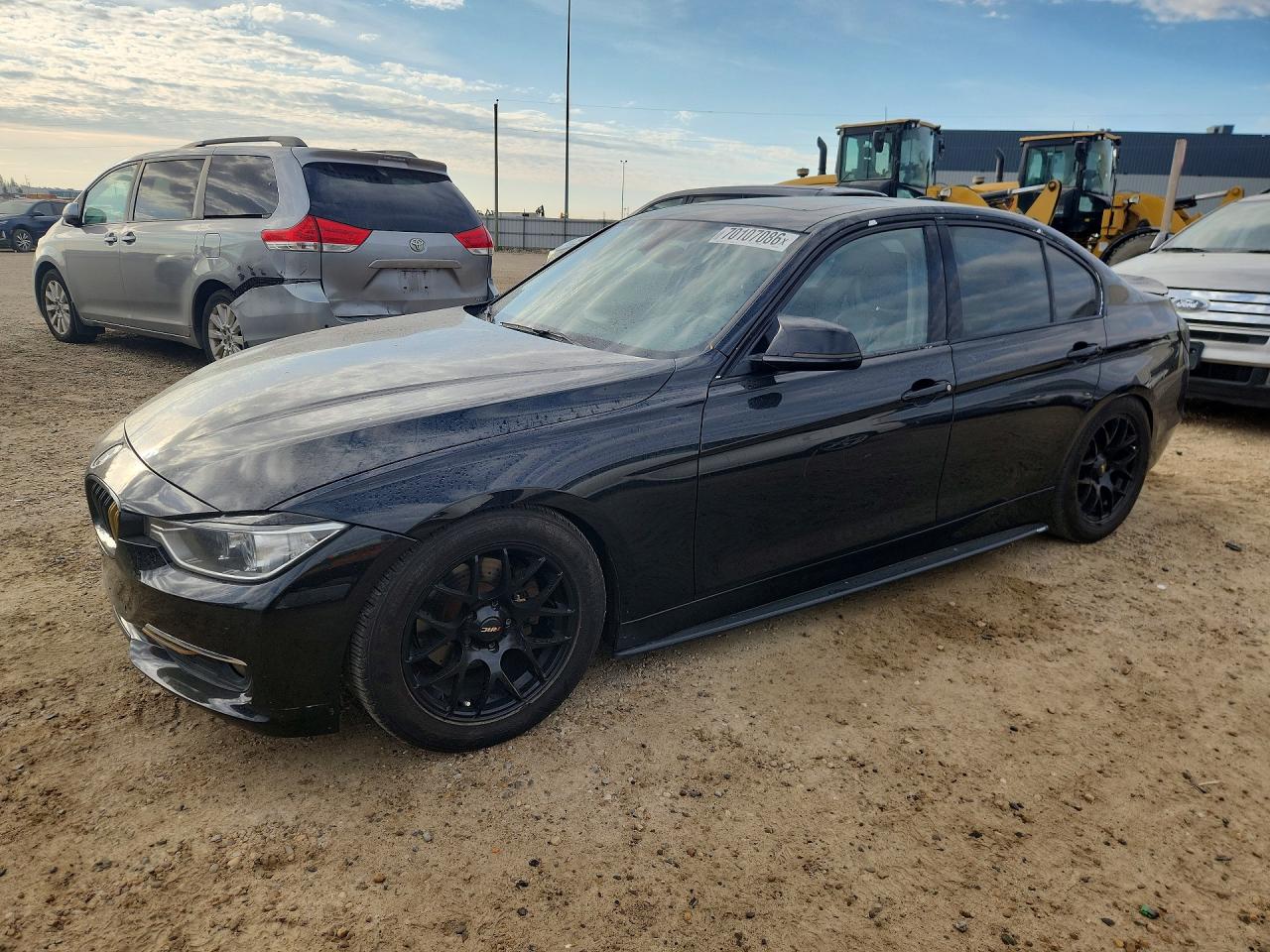 2014 BMW 328 xDrive — Front 3/4