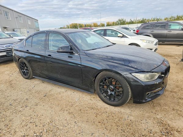 2014 BMW 328 xDrive — Passenger 3/4