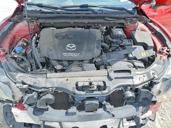 2017 MAZDA 6 — Engine bay