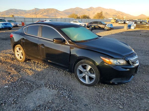 2015 ACURA ILX 20 — Passenger 3/4