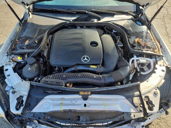 2019 MERCEDES-BENZ C C300 — Engine bay