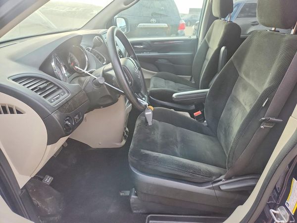 2016 DODGE GRAND CARAVAN — DENT