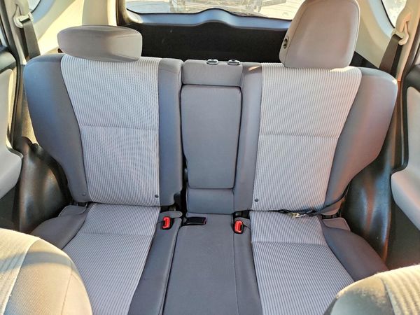 2015 TOYOTA RAV4 LE (X Grade) — SUVN