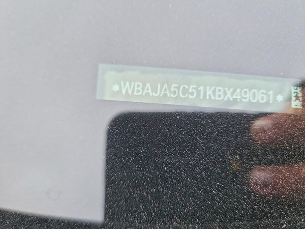 2019 BMW 530 — VINS