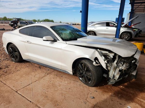 2017 FORD MUSTANG I4 Coupe — Passenger 3/4