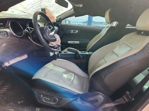 2017 FORD MUSTANG I4 Coupe — DENT