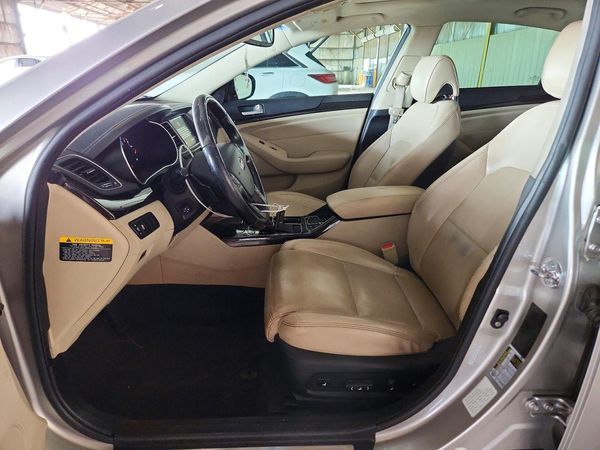 2014 KIA CADENZA EX — DENT