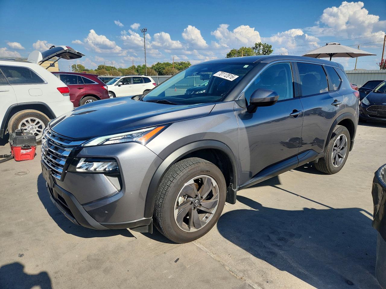 2024 NISSAN ROGUE SV — Front 3/4