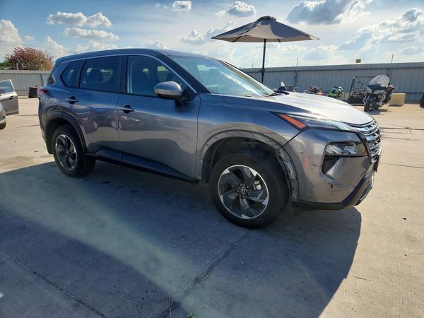 2024 NISSAN ROGUE SV — Passenger 3/4