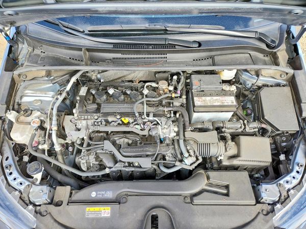 2024 TOYOTA COROLLA SE w/Premium Package — Engine bay