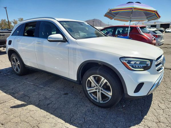 2020 MERCEDES-BENZ GLC GLC300 — Passenger 3/4