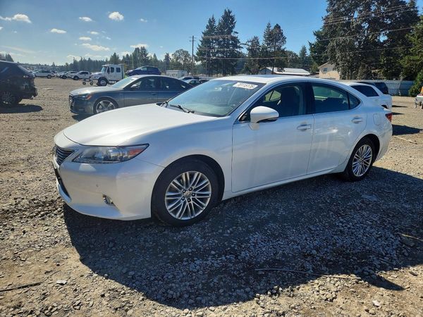 2013 LEXUS ES 350 — Front 3/4