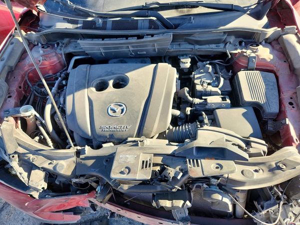 2018 MAZDA CX-5 Sport — Engine bay