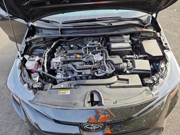 2026 TOYOTA COROLLA LE — Engine bay