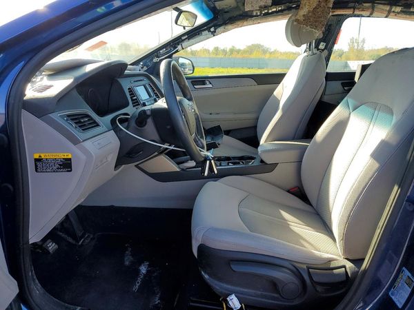 2015 HYUNDAI SONATA SE, ECO — DENT