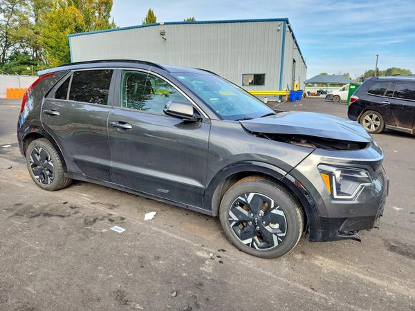 2024 KIA NIRO Wind — Passenger 3/4
