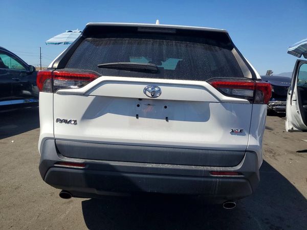 2021 TOYOTA RAV4 XLE — DIRR
