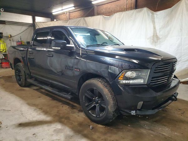 2015 RAM 1500 — Passenger 3/4