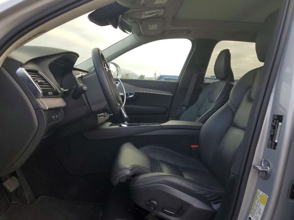 2024 VOLVO XC90 Plus Bright — DENT