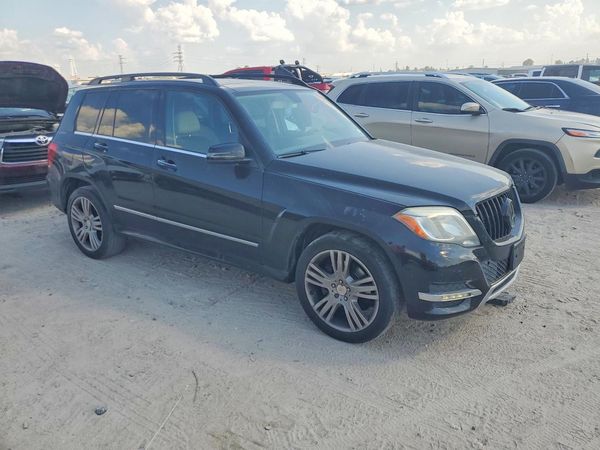 2014 MERCEDES-BENZ GLK GLK350 — Passenger 3/4