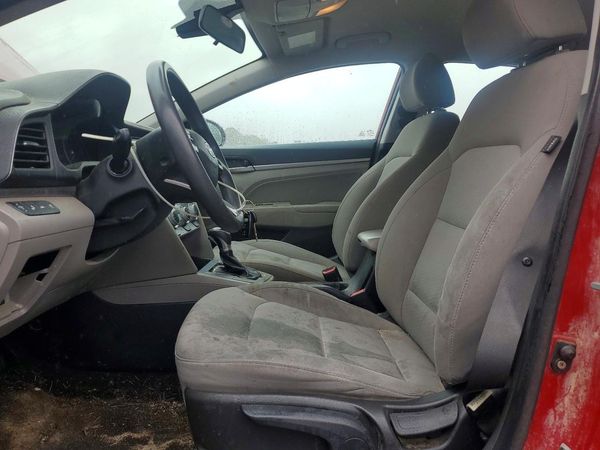 2019 HYUNDAI ELANTRA — DENT