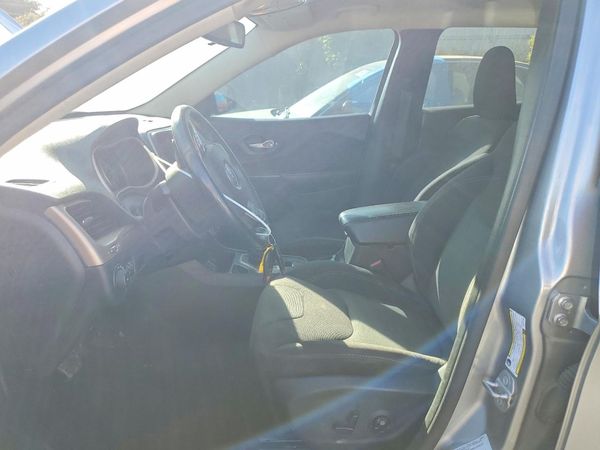 2016 JEEP CHEROKEE Latitude/Longitude/North — DENT
