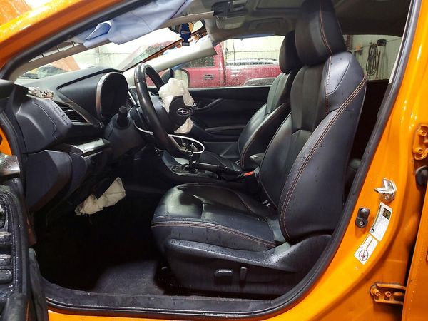 2019 SUBARU CROSSTREK Limited+ES+BSD+NAVI — DENT