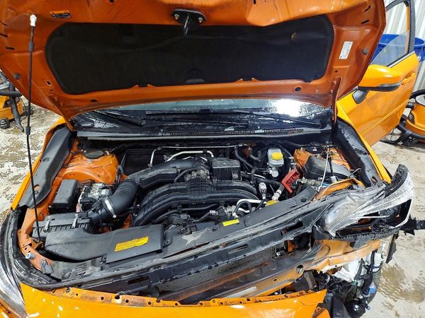 2019 SUBARU CROSSTREK Limited+ES+BSD+NAVI — Engine bay