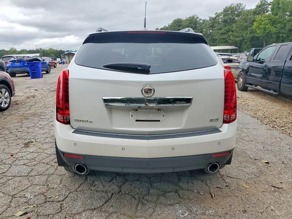 2013 CADILLAC SRX Luxury — DIRR