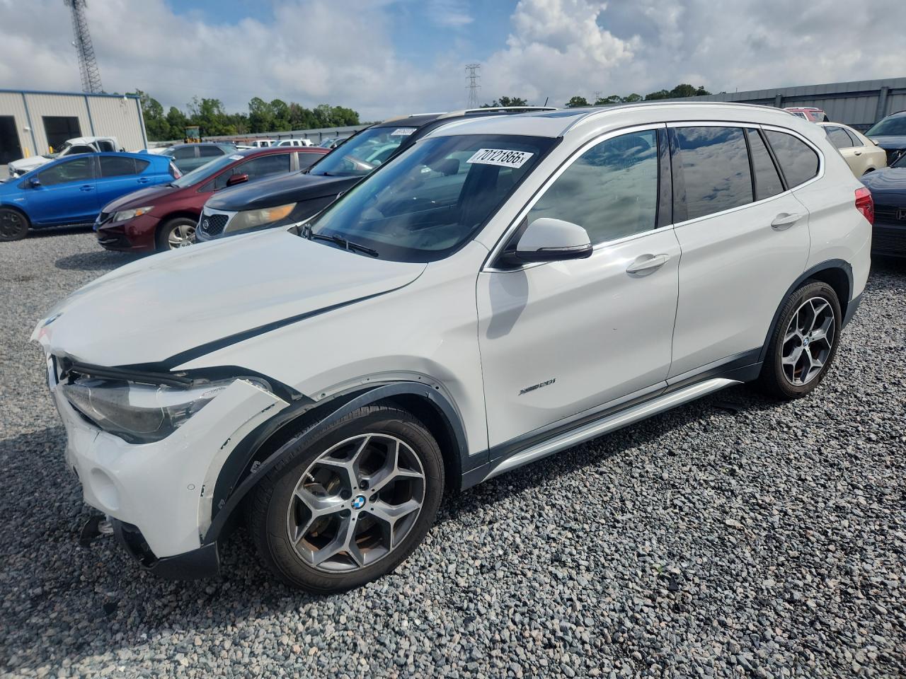 2016 BMW X1 xDrive28i — Front 3/4
