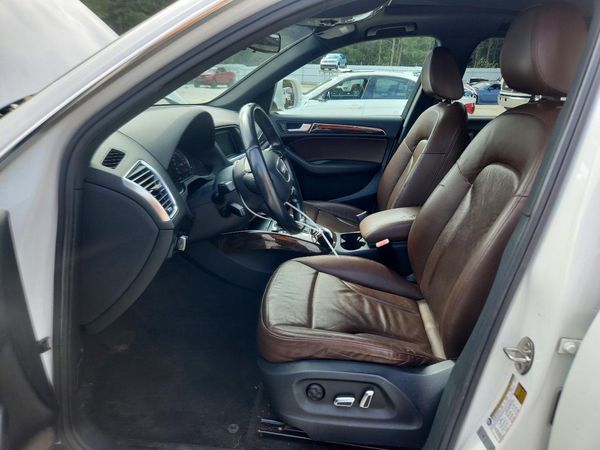 2014 AUDI Q5 — DENT