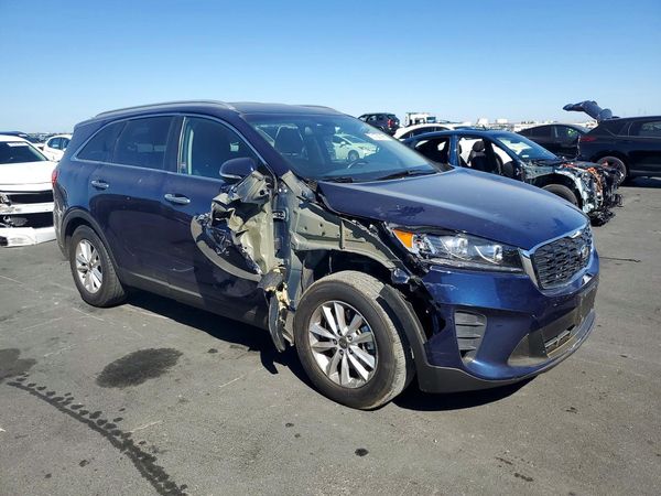 2019 KIA SORENTO L, LX, S — Passenger 3/4