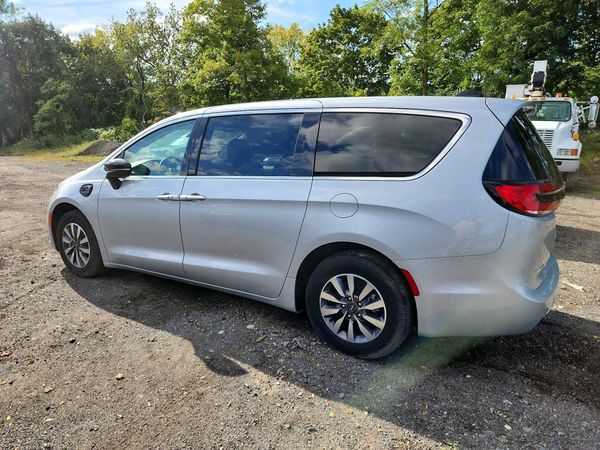2024 CHRYSLER PACIFICA Select — DSRA