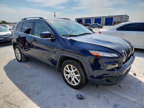 2016 JEEP CHEROKEE Latitude/Longitude/North — Passenger 3/4
