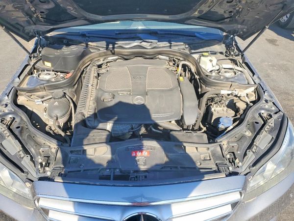 2016 MERCEDES-BENZ E E350 — Engine bay