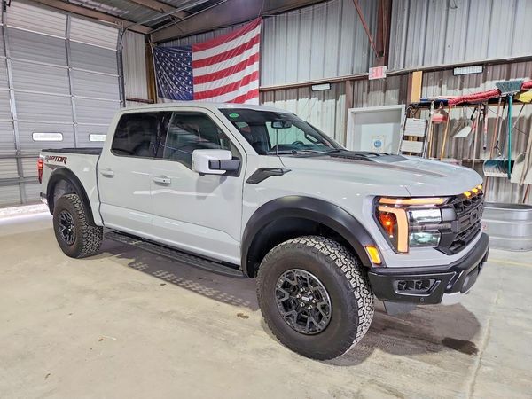 2025 FORD F150