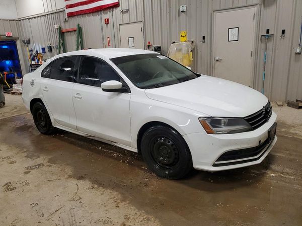 2017 VOLKSWAGEN JETTA S — Passenger 3/4