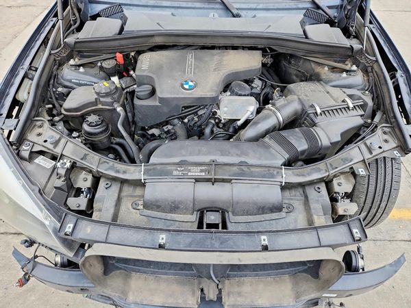 2015 BMW X1 xDrive28i — Engine bay