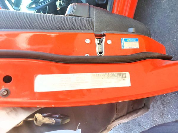 2016 DODGE CHARGER SE — VINS