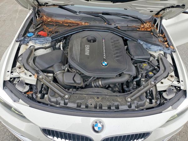 2018 BMW 440I — Engine bay