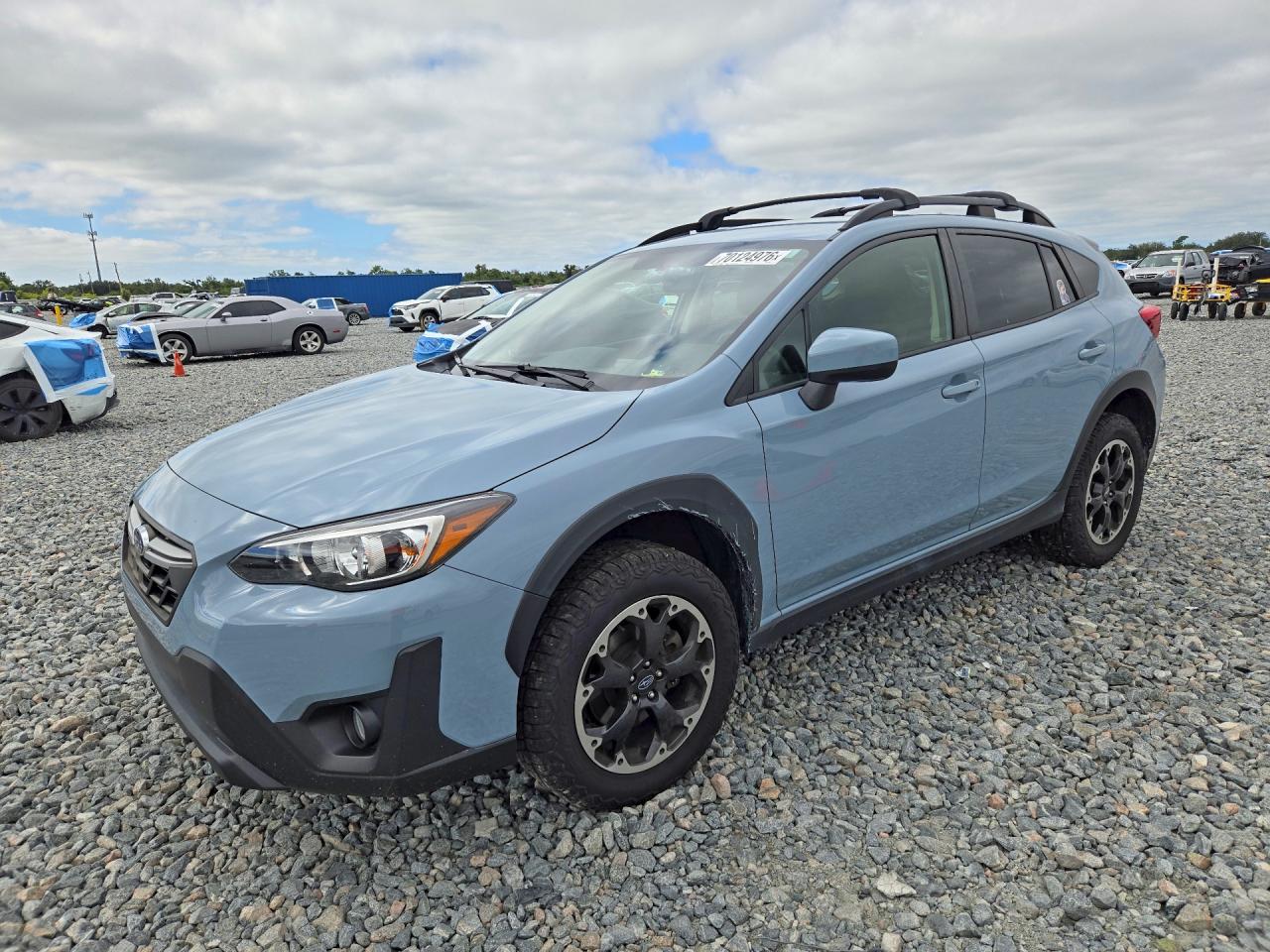 2022 SUBARU CROSSTREK Premium — Front 3/4