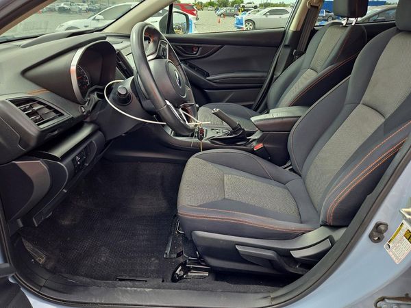 2022 SUBARU CROSSTREK Premium — DENT