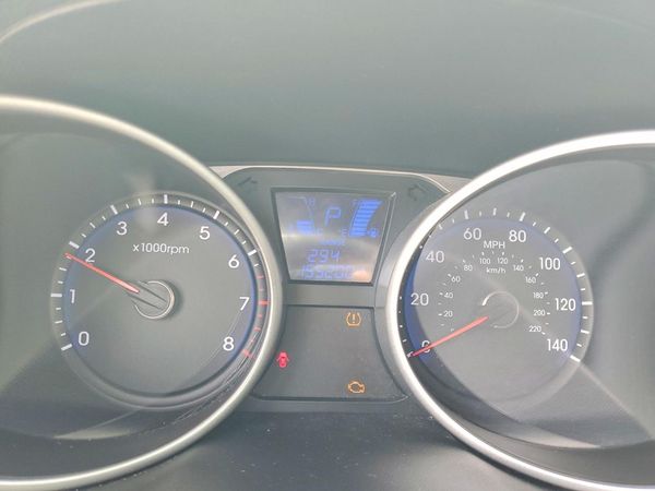2014 HYUNDAI TUCSON GLS (Middle Level) — ODOM
