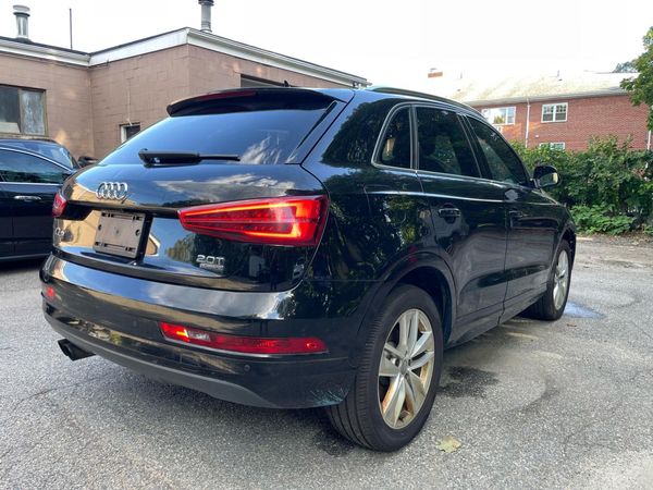2018 AUDI Q3