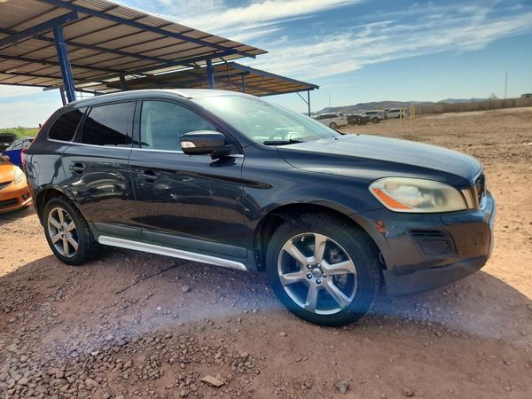 2013 VOLVO XC60 — Passenger 3/4