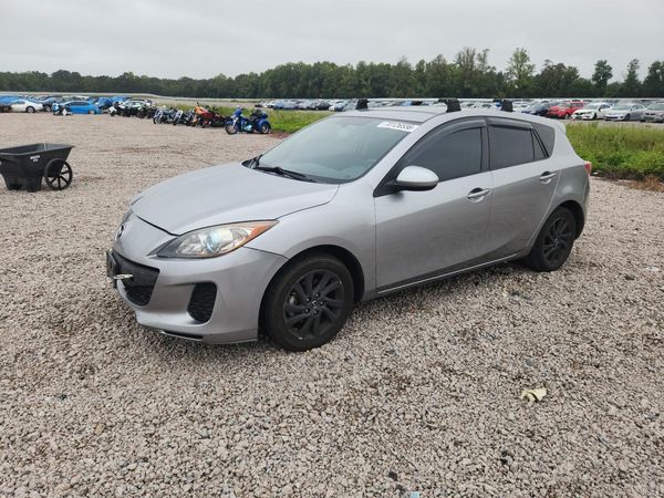 2013 MAZDA 3 — DSFA — Front 3/4
