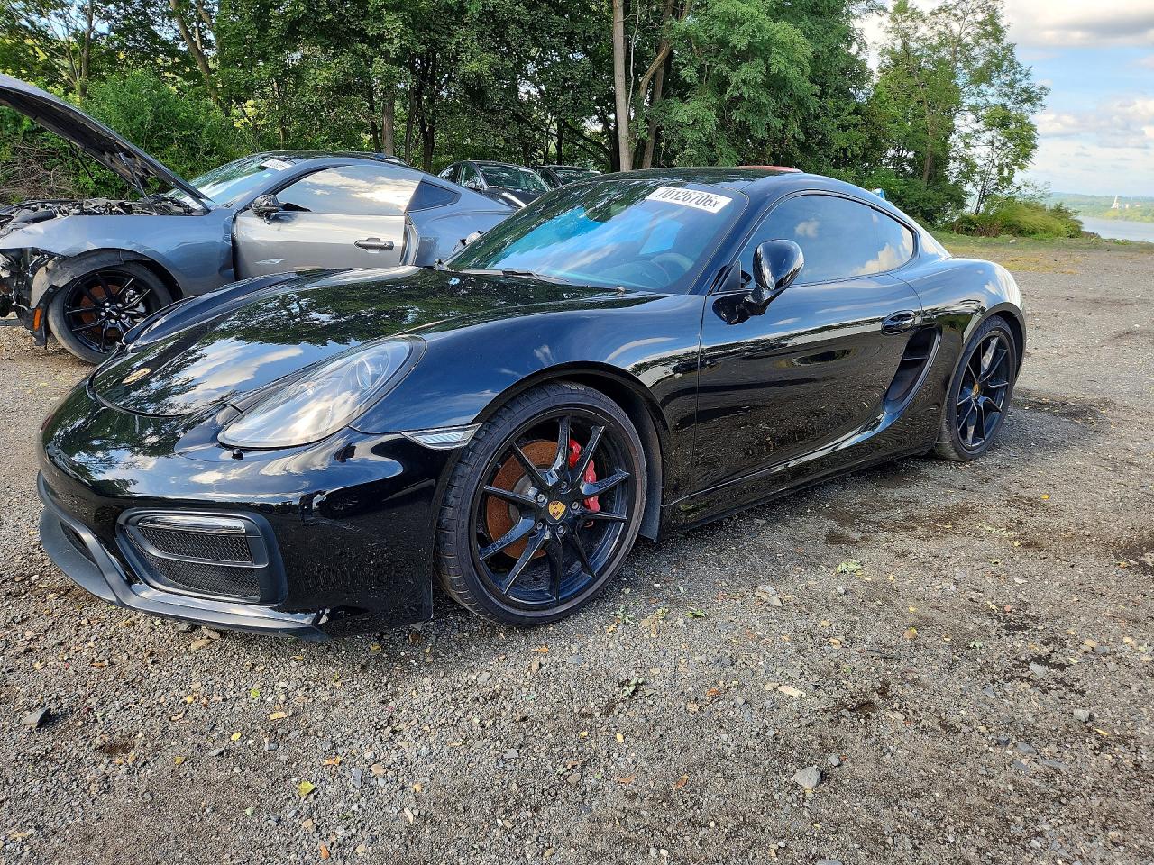 2016 PORSCHE CAYMAN — Front 3/4