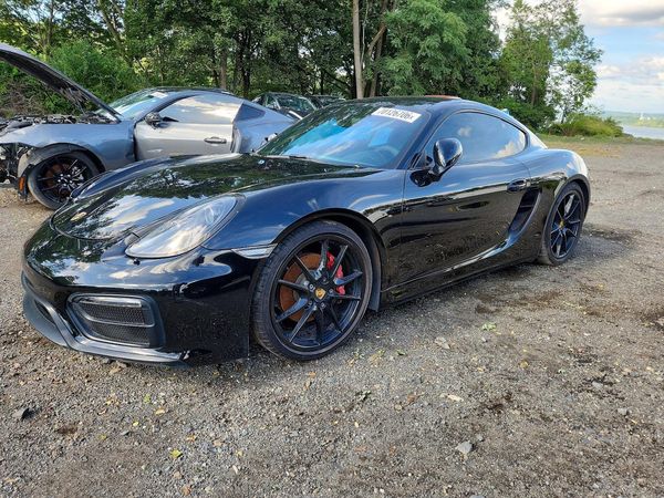 2016 PORSCHE CAYMAN — DSFA — Front 3/4