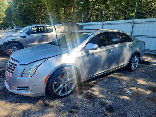 2013 CADILLAC XTS — DSFA — Front 3/4