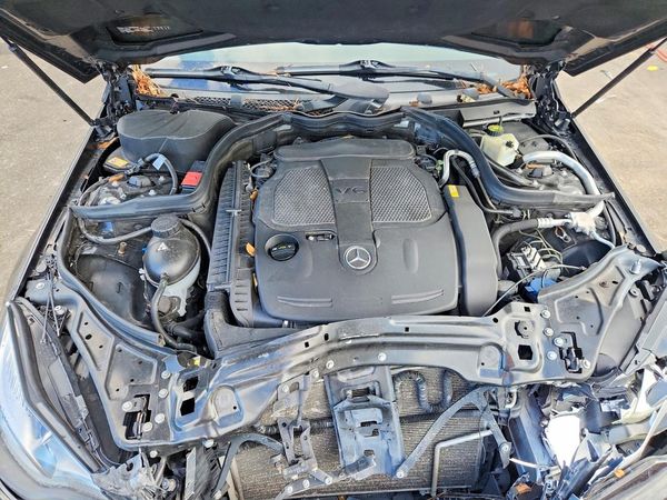 2013 MERCEDES-BENZ E E350 — Engine bay